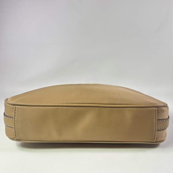 NEW Women’s Michael Kors Jet Set Medium Nylon Pochette Shoulder Bag/Crossbody - Picture 7 of 9